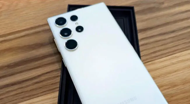 Este Samsung de 2023 fue actualizado con Galaxy AI y conserva bien sus grandes prestaciones. Este Samsung de 2023 fue actualizado con Galaxy AI y conserva bien sus grandes prestaciones.