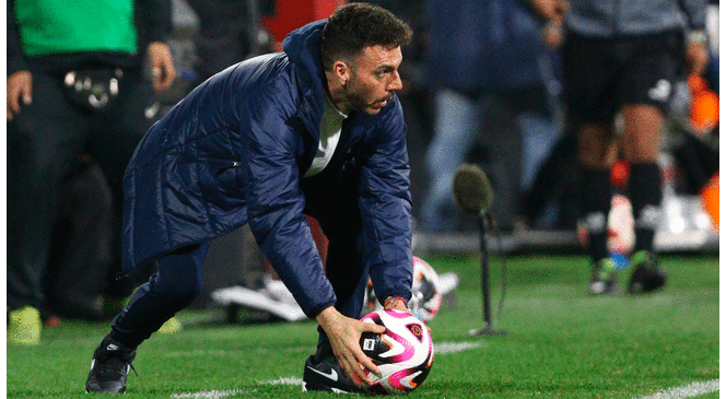 Mariano Soso dirigió a Alianza Lima durante la temporada 2024 Mariano Soso dirigió a Alianza Lima durante la temporada 2024