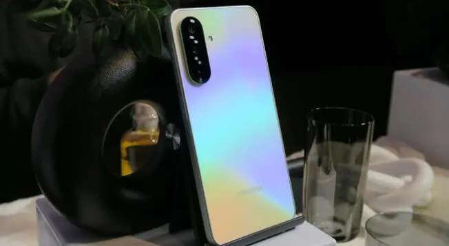 Este celular es reconocido por su asombrosa ficha técnica. Este celular es reconocido por su asombrosa ficha técnica.