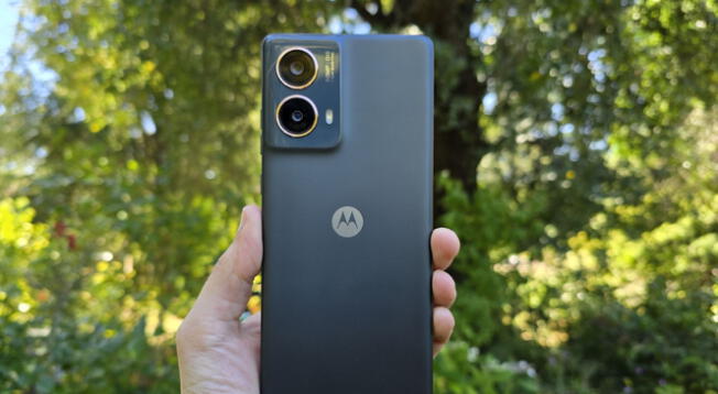 Este Motorola tiene todas las características para ser mejor que Samsung. Este Motorola tiene todas las características para ser mejor que Samsung.