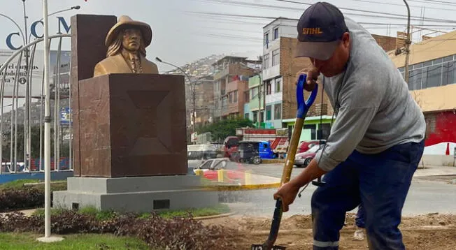 La Municipalidad de Comas está remodelando la avenida 22 de agosto. La Municipalidad de Comas está remodelando la avenida 22 de agosto.