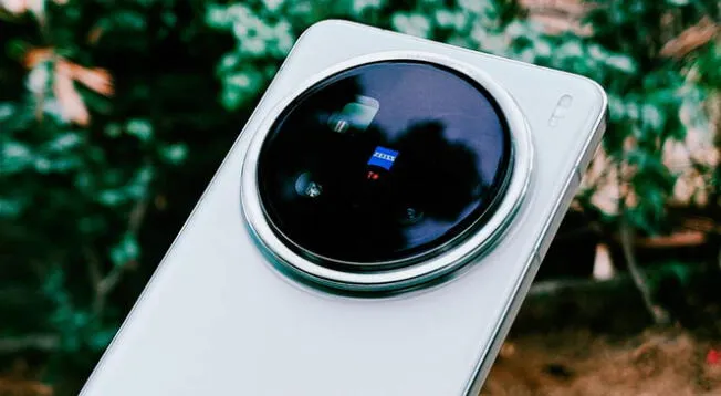 El Vivo X200 Pro 5G es considerado como uno de los teléfonos más potentes y de mejor juego de cámaras ZEISS. Conoce su dicha técnica y precio actualizado en 2025. El Vivo X200 Pro 5G es considerado como uno de los teléfonos más potentes y de mejor juego de cámaras ZEISS. Conoce su dicha técnica y precio actualizado en 2025.