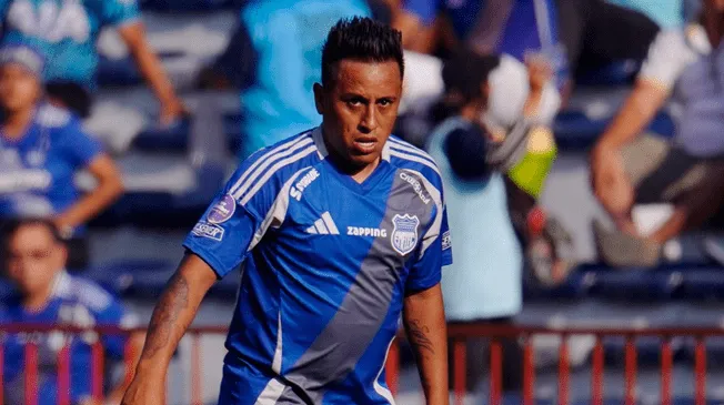 Christian Cueva dio su primera asistencia con Emelec, pero gol fue anulado. Christian Cueva dio su primera asistencia con Emelec, pero gol fue anulado.