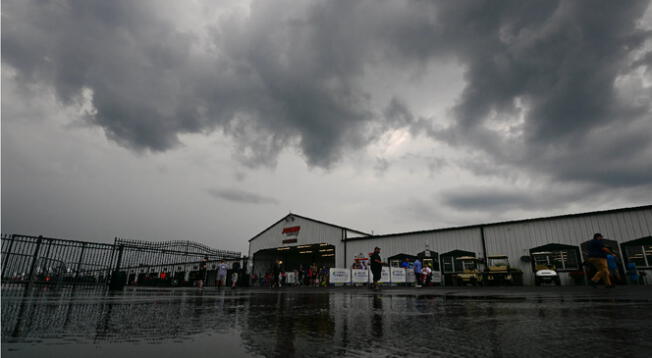 Una tormenta ocurrió la semana pasada y dejó muchas localidades afectadas. Una tormenta ocurrió la semana pasada y dejó muchas localidades afectadas.