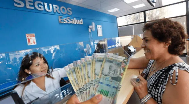 Las personas aseguradas a EsSalud podrían acceder al Bono 820 soles. Las personas aseguradas a EsSalud podrían acceder al Bono 820 soles.
