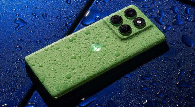 Este celular puede resistir chorros intensas de agua caliente. Este celular puede resistir chorros intensas de agua caliente.