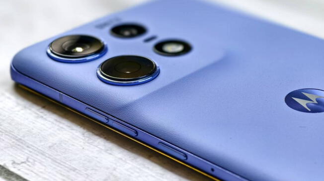 El Motorola Edge 50 Pro es uno de los teléfonos de gama media más potentes y baratos del 2025.