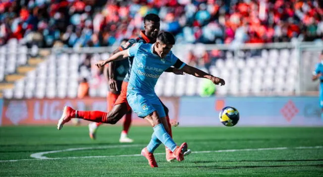 Sporting Cristal y Cienciano empataron 1-1 por la fecha 18 del Torneo Apertura 2025 de la Liga 1 Perú. Sporting Cristal y Cienciano empataron 1-1 por la fecha 18 del Torneo Apertura 2025 de la Liga 1 Perú.