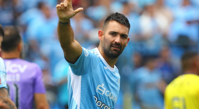 Martín Cauteruccio y una llamativa publicación sobre Sporting Cristal. Martín Cauteruccio y una llamativa publicación sobre Sporting Cristal.