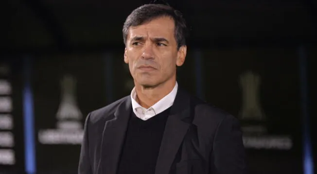 Presidente de Olimpia habló sobre la continuidad de Fabián Bustos como DT del club Presidente de Olimpia habló sobre la continuidad de Fabián Bustos como DT del club