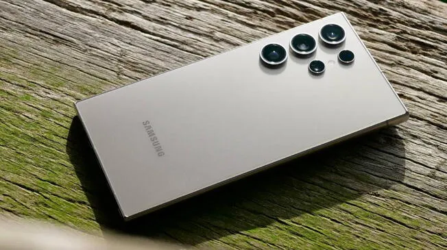 El Galaxy S24 Ultra 5G es uno de los teléfonos más potentes de Samsung. Es una mejor compra que el S25 Ultra, cuyo precio es más elevado.