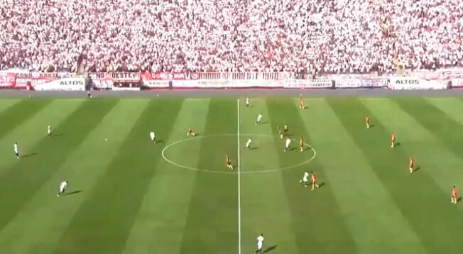 Seleccionado peruano celebró el título del Torneo Apertura de Universitario. Seleccionado peruano celebró el título del Torneo Apertura de Universitario.