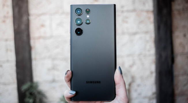 El Galaxy S22 Ultra 5G es uno de los teléfonos de gama alta más potentes y baratos para este 2025. El Galaxy S22 Ultra 5G es uno de los teléfonos de gama alta más potentes y baratos para este 2025.