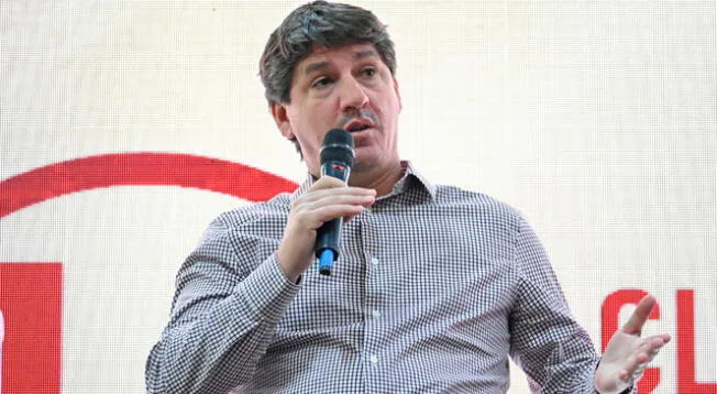 SUNAT se pronunció sobre la renuncia de Jean Ferrari a la administración de Universitario SUNAT se pronunció sobre la renuncia de Jean Ferrari a la administración de Universitario