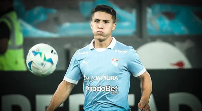 Catriel Cabellos es vinculado a otros clubes ante posible salida de Sporting Cristal.