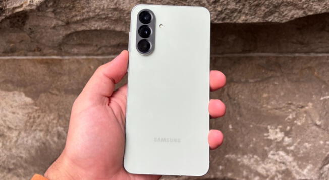 Este celular ha dejado con la boca abiertas  a usuarios y especliastas en tecnología.