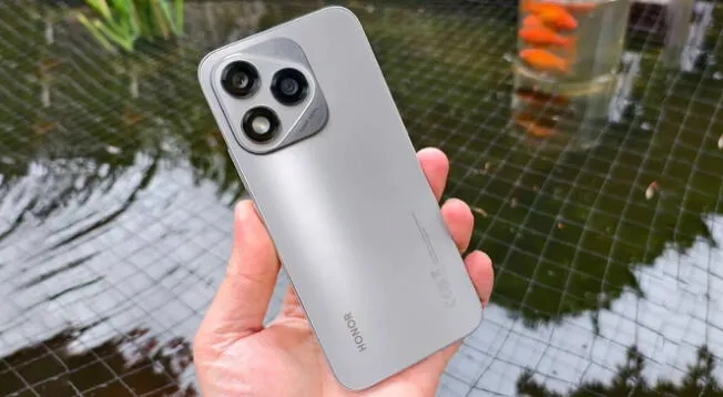 El Honor 400 Lite es uno de los teléfonos de gama media más potentes y su precio es el más accesible. El Honor 400 Lite es uno de los teléfonos de gama media más potentes y su precio es el más accesible.