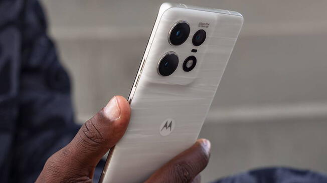 Conoce las especificaciones y precio del Motorola Edge 50 Pro 5G, el potente gama alta que supera al iPhone 15 de Apple. Conoce las especificaciones y precio del Motorola Edge 50 Pro 5G, el potente gama alta que supera al iPhone 15 de Apple.