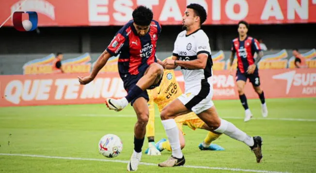Cerro Porteño le remontó el clásico a Olimpia y se impuso 3-2 por el Clausura paraguayo Cerro Porteño le remontó el clásico a Olimpia y se impuso 3-2 por el Clausura paraguayo