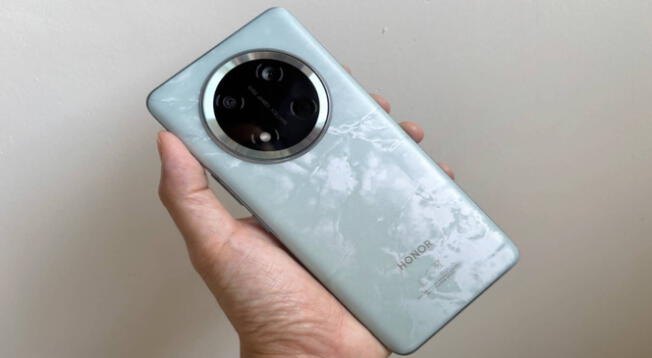 Este celular ha sorprendido a todos con su diseño, ficha técnica y precio. Este celular ha sorprendido a todos con su diseño, ficha técnica y precio.