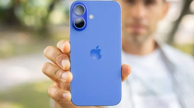 El iPhone 16 se ha convertido en el teléfono más buscado de Apple, ya que es potente y su precio ha bajado demasiado.