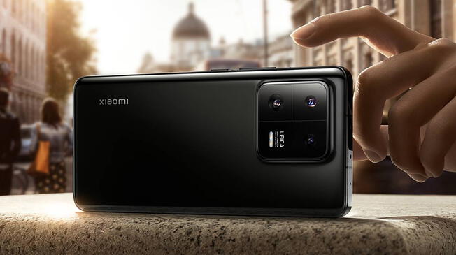 El Xiaomi 13 Pro 5G es uno de los teléfonos más potentes de la marca china. Tiene cámaras LEICA y procesador GAMER.