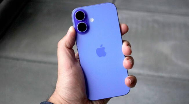 El iPhone 16 es uno de los teléfonos más potentes de Apple y su precio ha caído en 300 dólares. Es una de las mejores alternativas. El iPhone 16 es uno de los teléfonos más potentes de Apple y su precio ha caído en 300 dólares. Es una de las mejores alternativas.