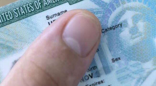 Esto es lo que debes saber si tienes la Green Card y vives fuera de EE. UU. Esto es lo que debes saber si tienes la Green Card y vives fuera de EE. UU.