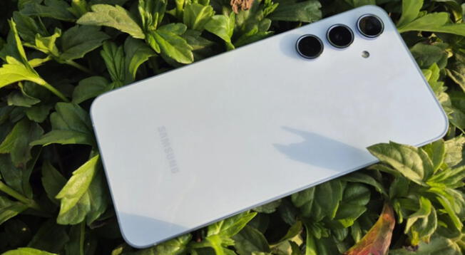 Estos celulares también destacan en sus fotos y batería.