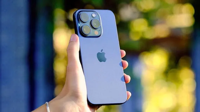 El iPhone 15 Pro es uno de los teléfonos de Apple más potentes del 2025 y su precio ha bajado demasiado. El iPhone 15 Pro es uno de los teléfonos de Apple más potentes del 2025 y su precio ha bajado demasiado.
