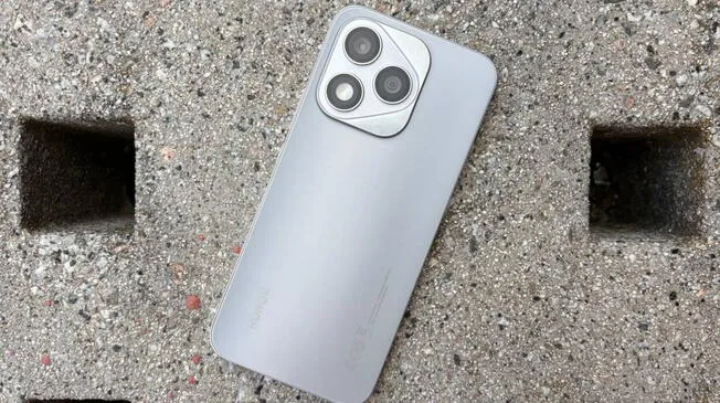 El Honor 400 Lite es uno de los teléfonos de gama media más potentes y baratos en 2025. El Honor 400 Lite es uno de los teléfonos de gama media más potentes y baratos en 2025.