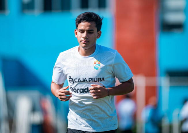 Jhilmar Lora tuvo minutos ante Bolívar por la Copa Libertadores 2025/Foto: X   