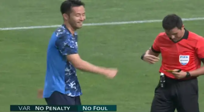 Kevin Ortega cobró penal pero el VAR le dijo 'No' Kevin Ortega cobró penal pero el VAR le dijo 'No'