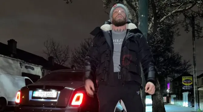 Impactante persecución policial a Connor McGregor por conducción temeraria Impactante persecución policial a Connor McGregor por conducción temeraria