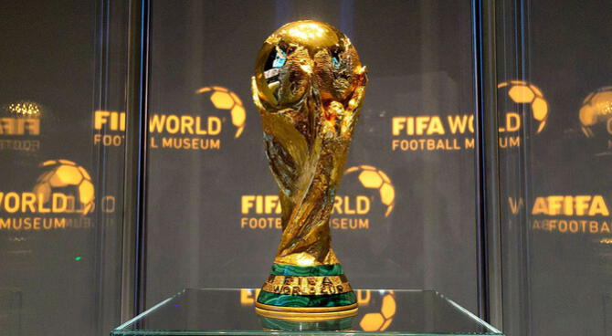 Cuánto vale y de qué está hecha la Copa del Mundo?