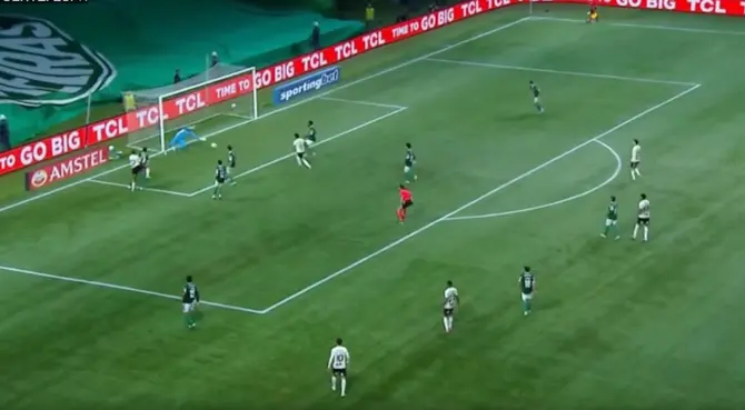 Alex Valera casi anota un golazo a Palmeiras y silencia el Allianz Arena por Copa Libertadores Alex Valera casi anota un golazo a Palmeiras y silencia el Allianz Arena por Copa Libertadores