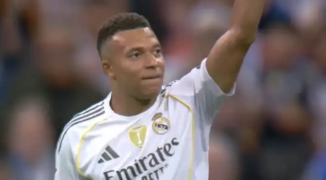 Gol de Kylian Mbappé para el 1-0 de Real Madrid.