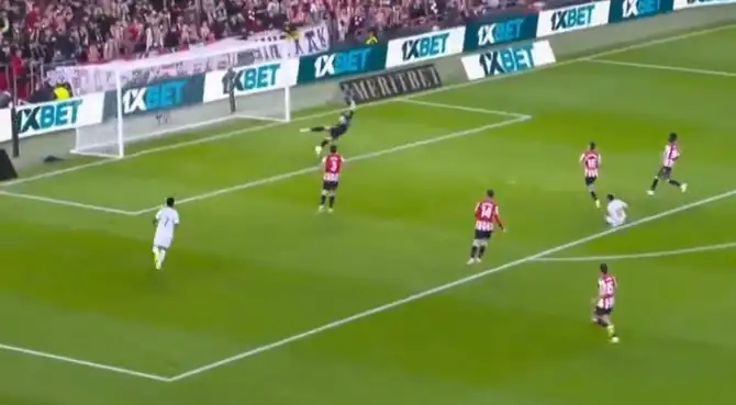 Kylian Mbappé apareció así en el Real Madrid vs Athletic Club. Kylian Mbappé apareció así en el Real Madrid vs Athletic Club.