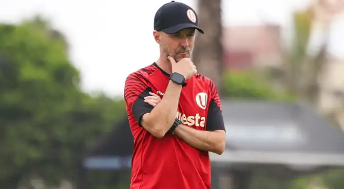 Revelaron detalles de la reunión entre Javier Rabanal y el plantel de Universitario.