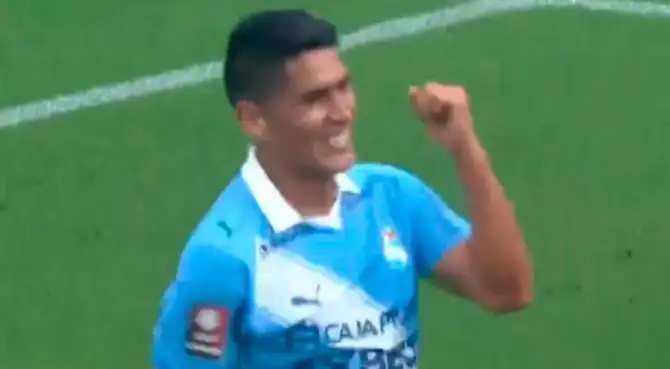 Gol de Irven Ávila para el 2-0 de Sporting Cristal ante Alianza Atlético.