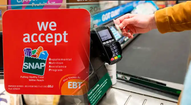 SNAP: estos son los supermercados que permiten usar la tarjeta EBT para comprar alimentos elegibles.