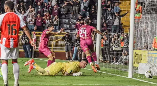 Saprissa derrotó 2-1 a Herediano por la fecha 11 del Torneo Clausura 2026 del fútbol de Costa Rica. Saprissa derrotó 2-1 a Herediano por la fecha 11 del Torneo Clausura 2026 del fútbol de Costa Rica.