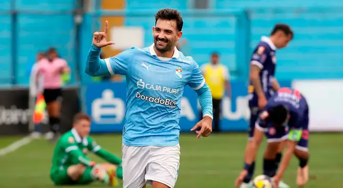 Martín Cauteruccio vuelve a ser protagonista en publicación de Sporting Cristal.