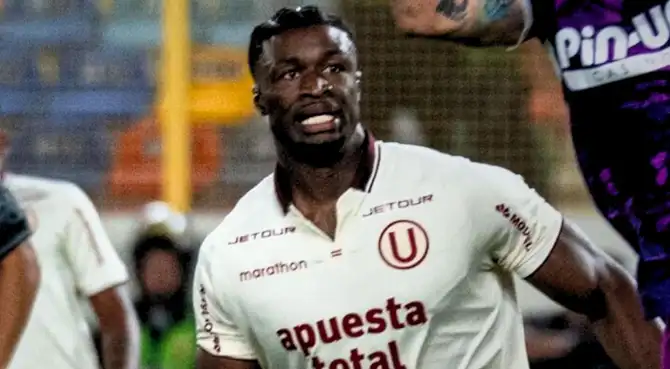 Filtran tristes imágenes de Sekou Gassama tras ser pifiado por hinchas de Universitario Filtran tristes imágenes de Sekou Gassama tras ser pifiado por hinchas de Universitario