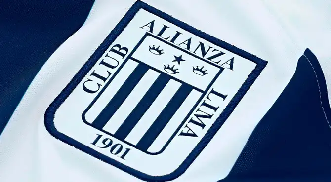 La voleibolista Yanlis Féliz podría dejar Alianza Lima para irse a la USMP.