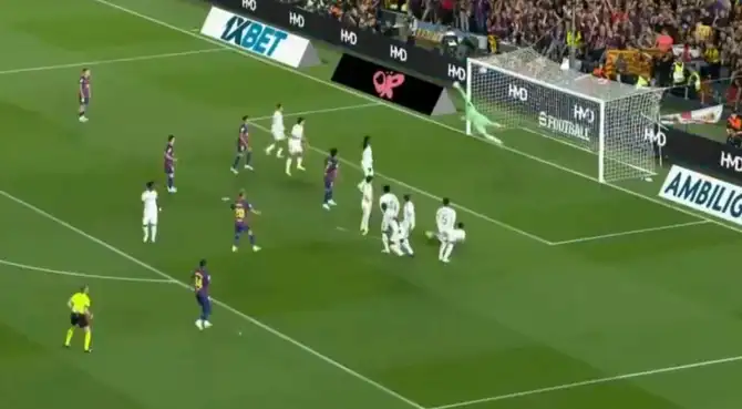 Marcus Rashford anotó el 1-0 del Barcelona ante el Real Madrid.
