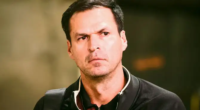 Jorge Araujo no formará parte del comando técnico de Héctor Cúper en Universitario