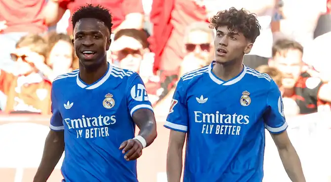 Real Madrid venció a Sevilla por LaLiga.