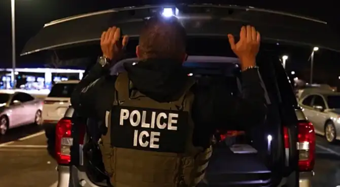 Atención, inmigrantes: residente estuvo bajo custodia de ICE.
