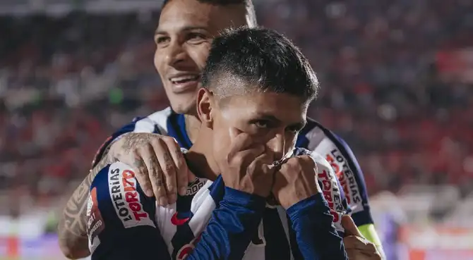 Fernando Cabada se sinceró y contó si Alianza Lima traerá refuerzos.